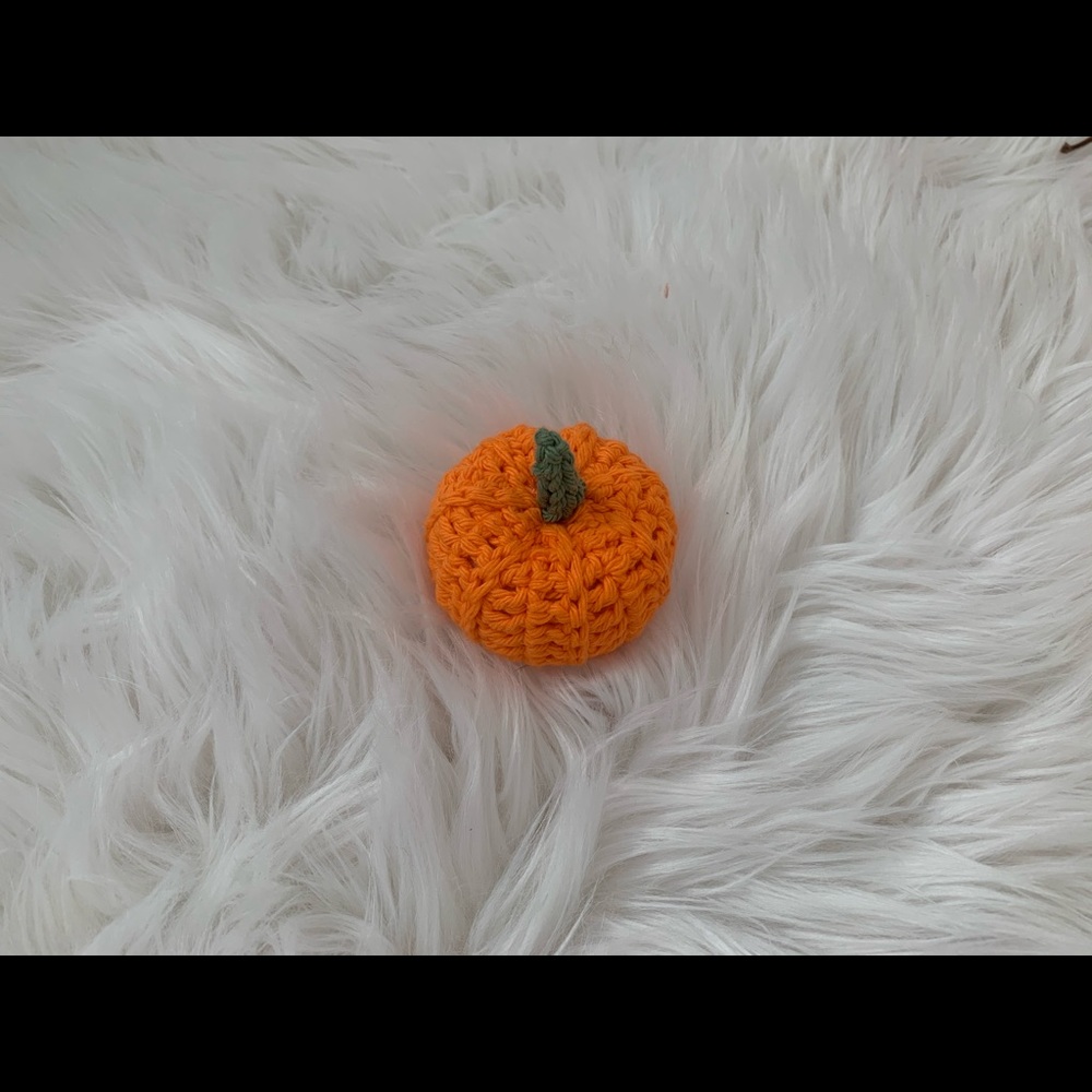 Crochet Pumpkin - Picture 3 of 8